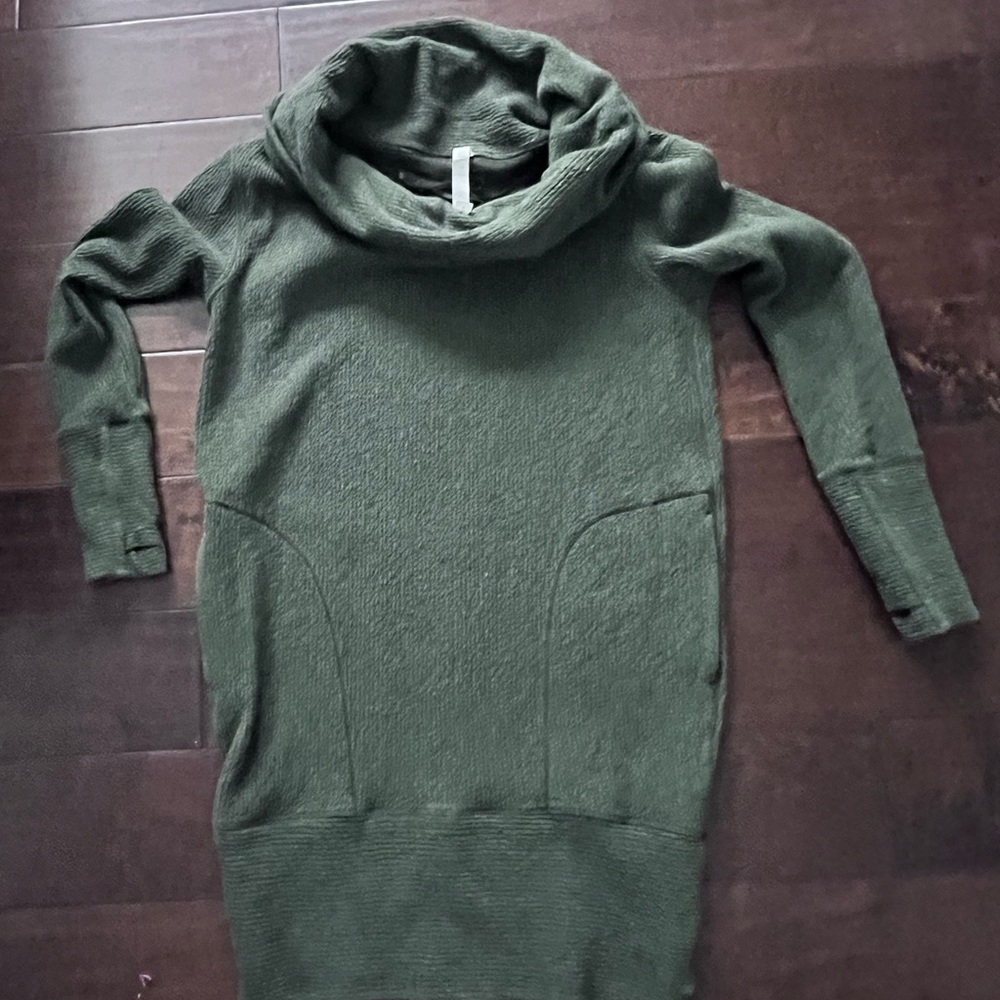 Lululemon warm top/dress